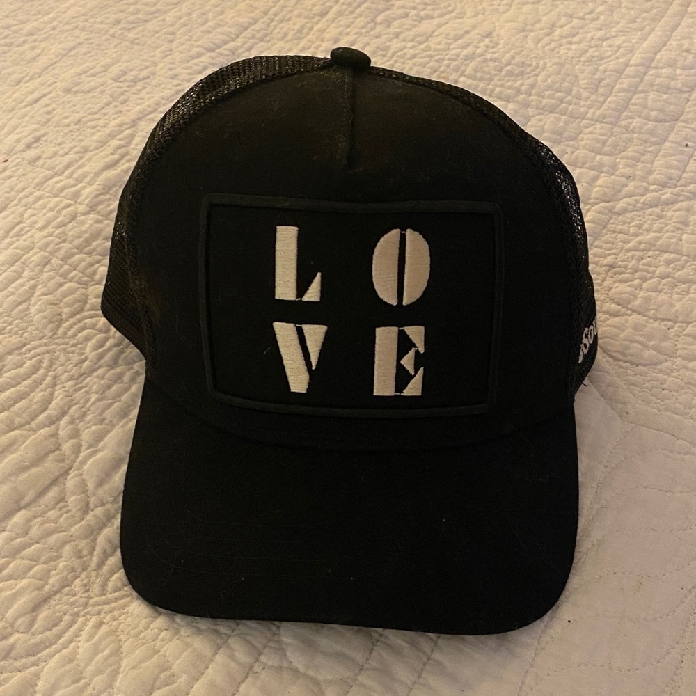 Chic Black Love Mesh Cap
